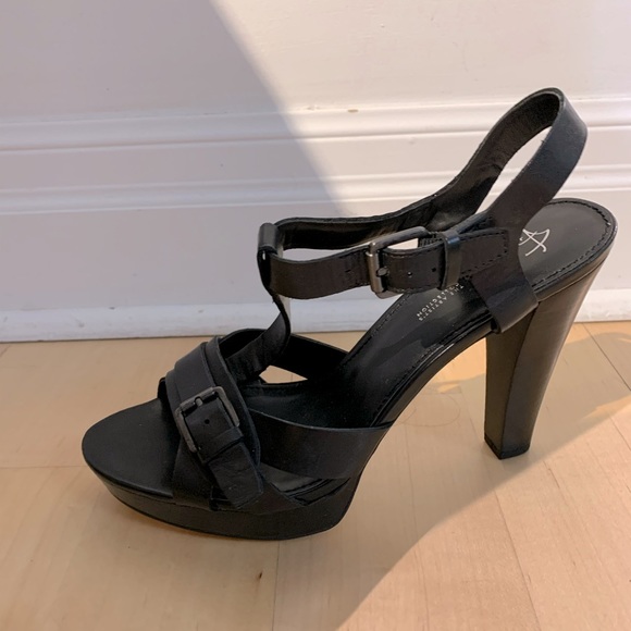Black Heels Franco Sarto - Picture 1 of 1